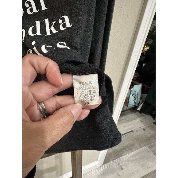 Wildfox “JUICE YOGA SPIN BAR VODKA FRIES I TRIED” Baggy Beach Sweatshirt Gray XS - Picture 5 of 7